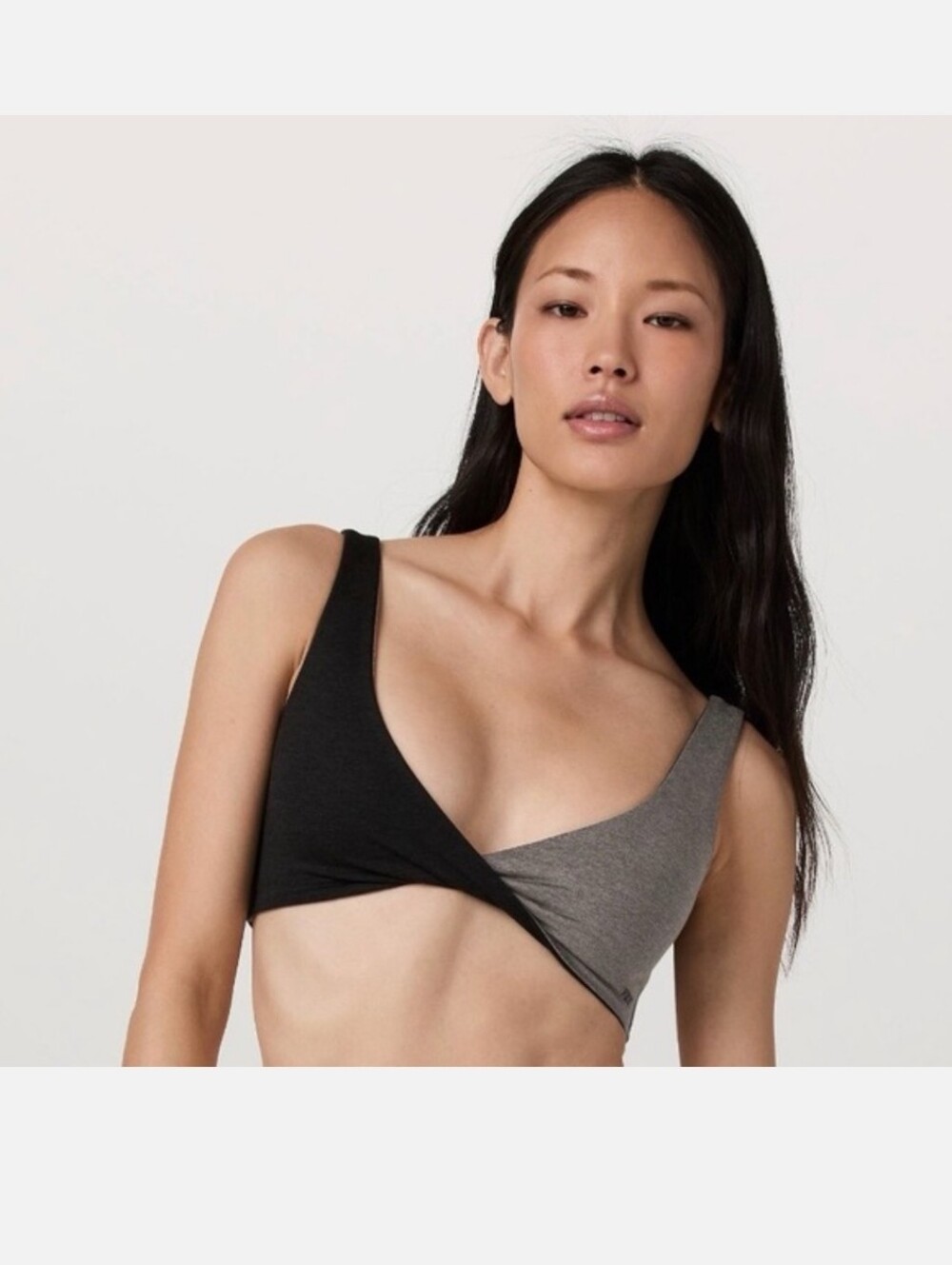 Nwt Vuori Halo Reversible Bra in Chia Heather / Black